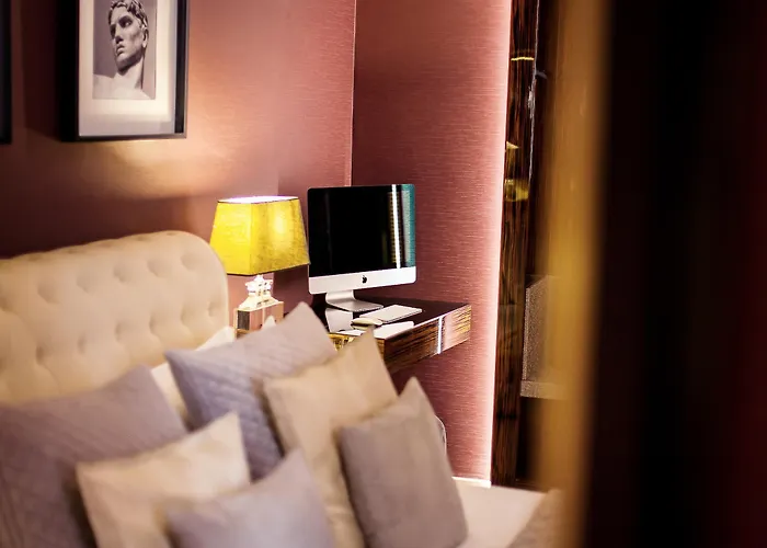 Apartment The Brunetti - Luxury Serviced Rome