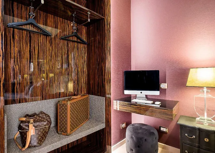 The Brunetti - Luxury Serviced * Rome