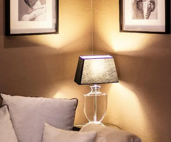 The Brunetti - Luxury Serviced Apartment Rome