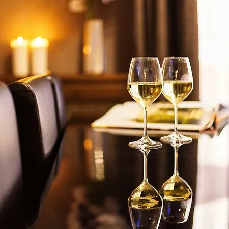 The Brunetti - Luxury Serviced Apartamento *